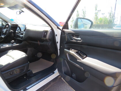 used 2024 Nissan Pathfinder car, priced at $55,995