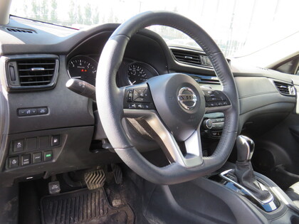 used 2020 Nissan Rogue car, priced at $25,998