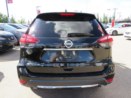 used 2020 Nissan Rogue car, priced at $25,998