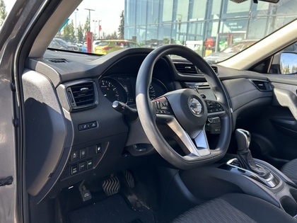 used 2019 Nissan Rogue car, priced at $24,998