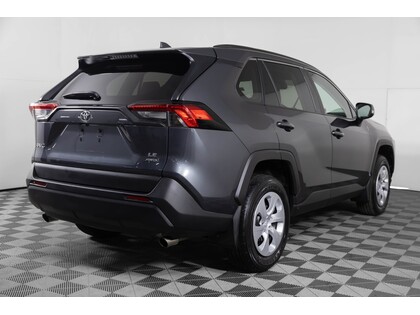 used 2020 Toyota RAV4 car, priced at $31,998