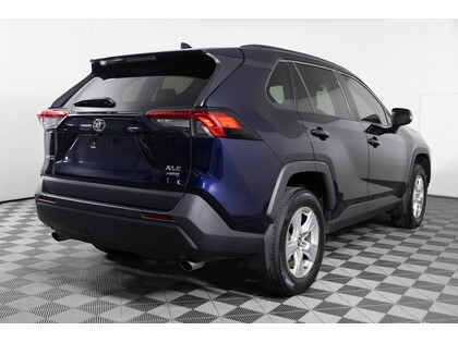 used 2020 Toyota RAV4 car, priced at $31,998