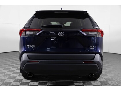 used 2020 Toyota RAV4 car, priced at $31,998