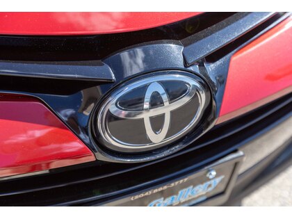 used 2018 Toyota Corolla car, priced at $22,288