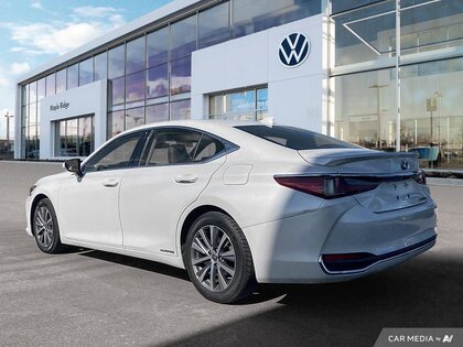 used 2019 Lexus ES car, priced at $38,598