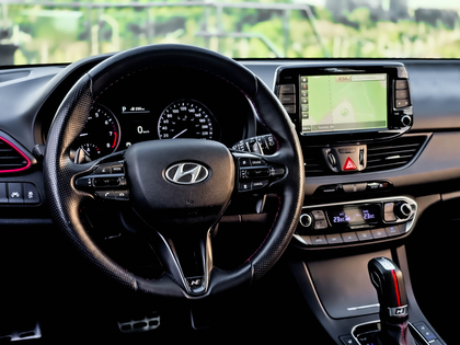 used 2020 Hyundai Elantra GT car, priced at $21,800