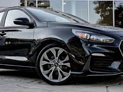 used 2020 Hyundai Elantra GT car, priced at $21,800