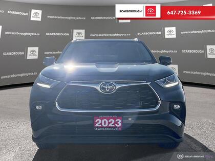 used 2023 Toyota Highlander car, priced at $52,990