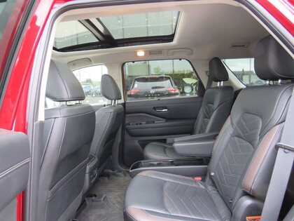 used 2022 Nissan Pathfinder car, priced at $47,998