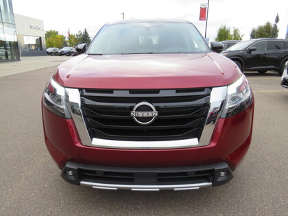 used 2022 Nissan Pathfinder car, priced at $47,998