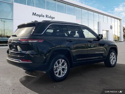 used 2023 Jeep Grand Cherokee car, priced at $43,301