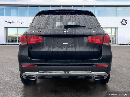 used 2022 Mercedes-Benz GLC car, priced at $35,094