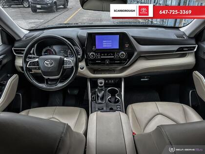 used 2023 Toyota Highlander car, priced at $48,990