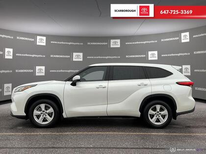 used 2022 Toyota Highlander car, priced at $39,995