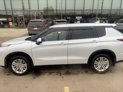 used 2023 Mitsubishi Outlander car, priced at $33,995