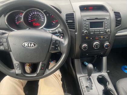 used 2013 Kia Sorento car, priced at $7,998