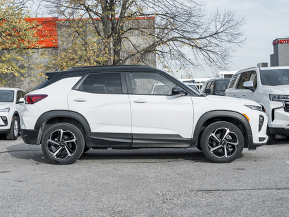 used 2022 Chevrolet TrailBlazer car, priced at $25,910