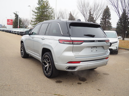 used 2022 Jeep Grand Cherokee car, priced at $57,900