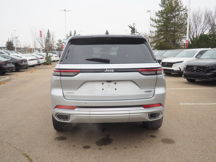 used 2022 Jeep Grand Cherokee car, priced at $57,900