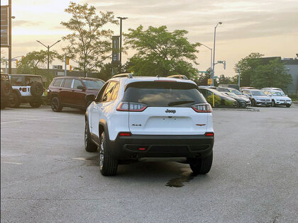 used 2022 Jeep Cherokee car, priced at $28,980