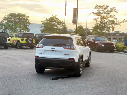 used 2022 Jeep Cherokee car, priced at $28,980