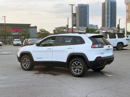 used 2022 Jeep Cherokee car, priced at $28,980