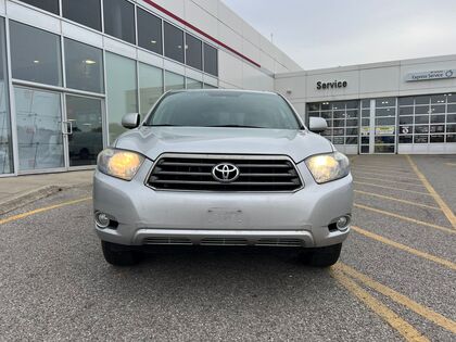 used 2010 Toyota Highlander car, priced at $15,995