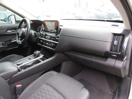 used 2022 Nissan Pathfinder car, priced at $42,998