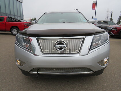 used 2014 Nissan Pathfinder car, priced at $15,998