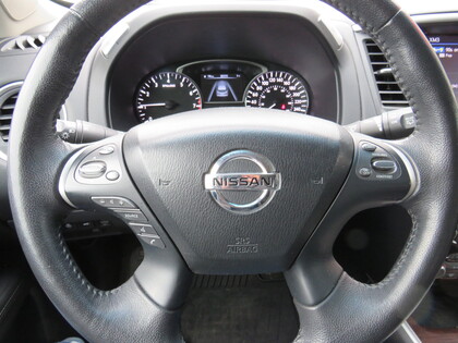 used 2014 Nissan Pathfinder car, priced at $15,998