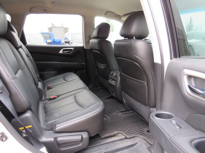 used 2014 Nissan Pathfinder car, priced at $15,998