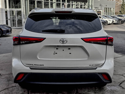 used 2020 Toyota Highlander car, priced at $34,888