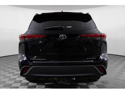 used 2020 Toyota Highlander car, priced at $38,998