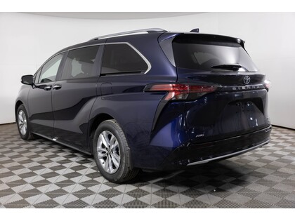 used 2024 Toyota Sienna car, priced at $77,998