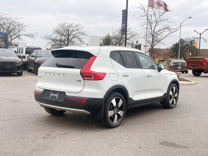 used 2020 Volvo XC40 car, priced at $28,275