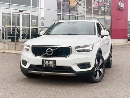 used 2020 Volvo XC40 car, priced at $28,275