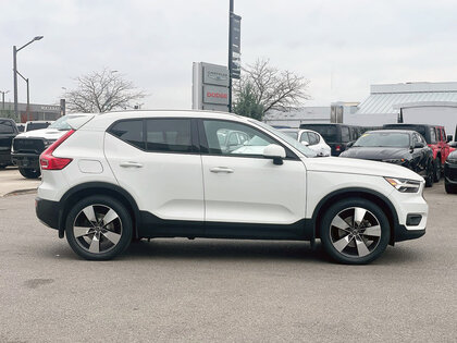 used 2020 Volvo XC40 car, priced at $28,275