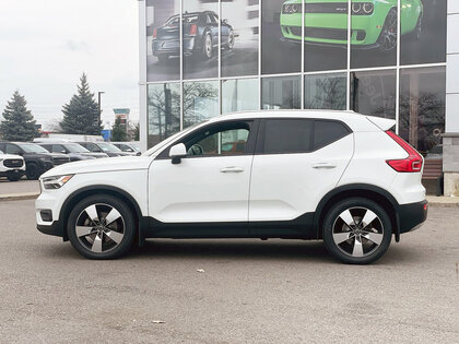 used 2020 Volvo XC40 car, priced at $28,275