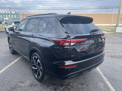 used 2024 Mitsubishi Outlander car, priced at $39,950