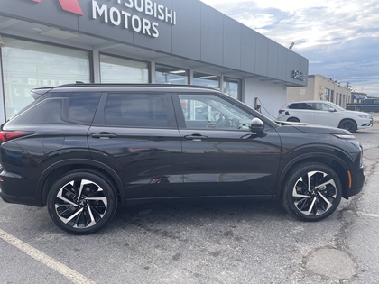 used 2024 Mitsubishi Outlander car, priced at $39,950