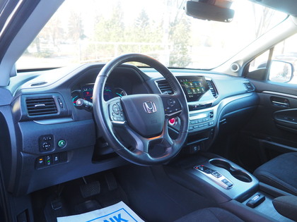 used 2021 Honda Pilot car, priced at $35,900