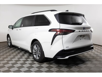 used 2022 Toyota Sienna car, priced at $57,998