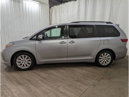 used 2017 Toyota Sienna car, priced at $36,488