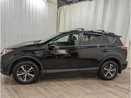 used 2018 Toyota RAV4 car, priced at $27,132