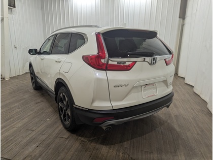 used 2017 Honda CR-V car, priced at $29,104