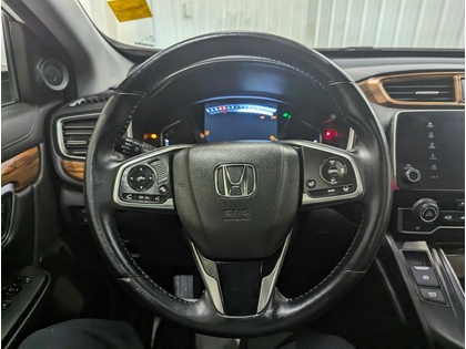 used 2017 Honda CR-V car, priced at $29,104