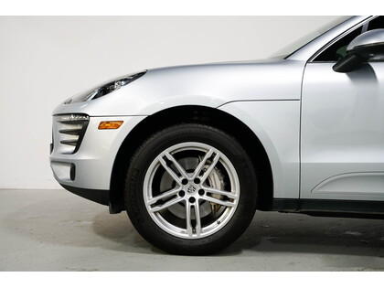 used 2017 Porsche Macan car