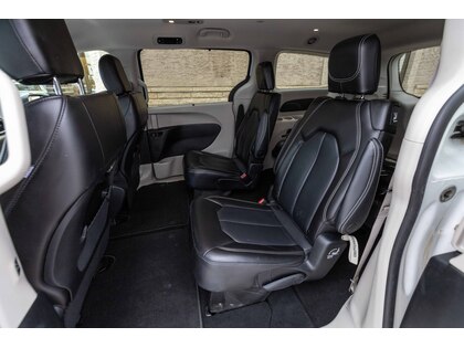 used 2023 Chrysler Pacifica car, priced at $41,988