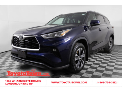 used 2020 Toyota Highlander car, priced at $35,998