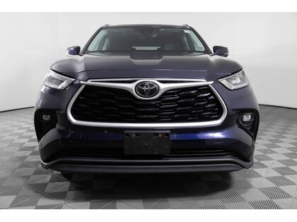 used 2020 Toyota Highlander car, priced at $35,998